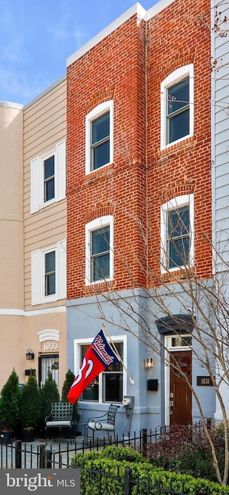 1031 6th St NE, Washington, DC 20002