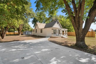 1016 W Rogers St, El Reno, OK 73036