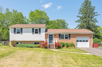 8866 Humphrey St, Cincinnati, OH 45242