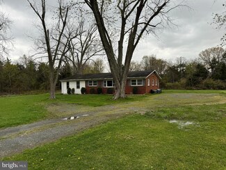 8616 Linton Hall Rd, Bristow, VA 20136