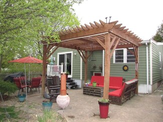 115 King St, Blackstone, MA 01504