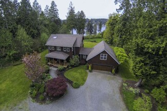 17183 Agate St NE, Bainbridge Island, WA 98110