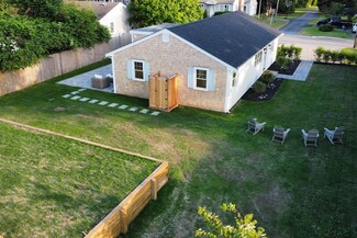 24 Marston Ave, Hyannis, MA 02601