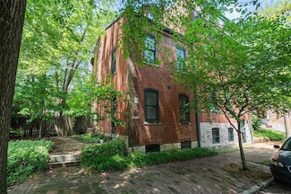 2349 S 11th St, Saint Louis, MO 63104