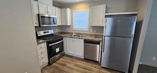 178 Magnolia Place Unit 178, Belleville, MI 48111