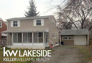 18270 Sycamore St, Roseville, MI 48066