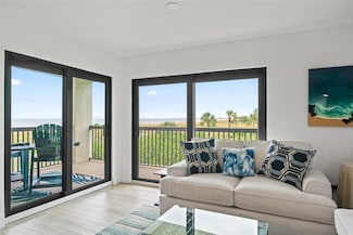 3200 Gulf Blvd Unit 103, Saint Pete Beach, FL 33706