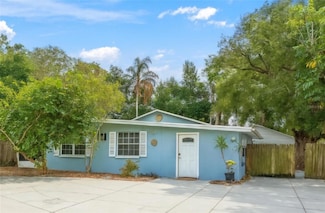 1610 Indiana Ave, Palm Harbor, FL 34683