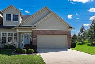 590 Storm Ct, Tipp City, OH 45371