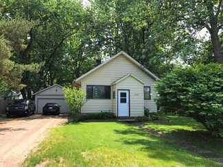 416 N Wilson Ave, Parchment, MI 49004