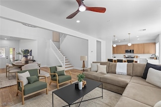 9115 Weeping Hollow Ave, Las Vegas, NV 89178