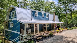360 Tessentee Woods Rd, Franklin, NC 28734