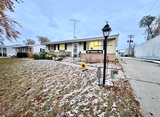 1726 Union Ave, Belvidere, IL 61008