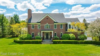 4710 Botany Glen, Commerce Township, MI 48382