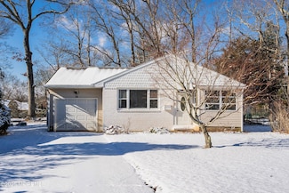 10 Morning Glory Ct, Toms River, NJ 08755
