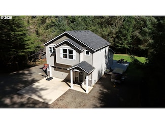 83606 Clear Lake Rd, Florence, OR 97439