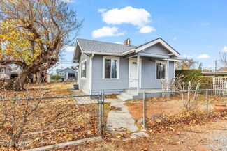 3210 1st St, Union Gap, WA 98903