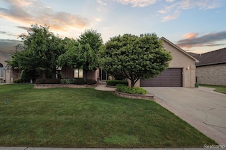 51798 Sequoya Dr, Macomb, MI 48042