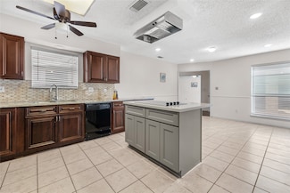 4467 Yupon Ridge Dr, Houston, TX 77072