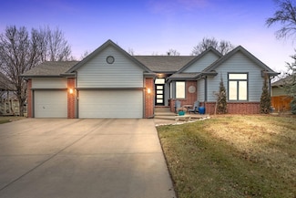 213 Chaparral Ct, Andover, KS 67002