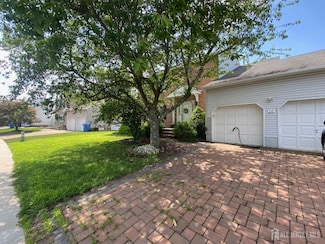 26 Princess Dr, North Brunswick, NJ 08902