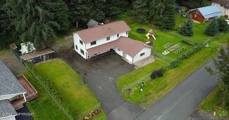 4945 Hummingbird Ln, Juneau, AK 99801