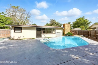 588 Madeira Dr, Orange Park, FL 32073