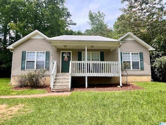 39 Wet Cat Rd, Hayden, AL 35079