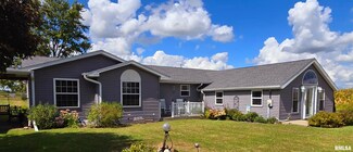 558 130th St, Avon, IL 61415