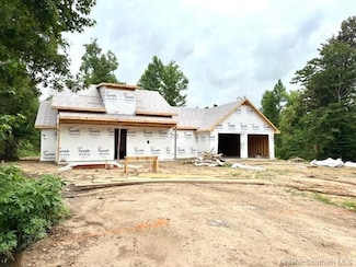 925 Baywood Dr, Moss Bluff, LA 70611