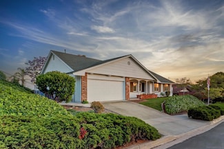 7623 Flag Lake St, San Diego, CA 92119