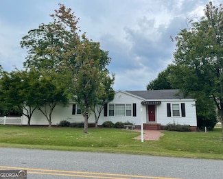 15 Ben Ave, Mc Rae, GA 31055