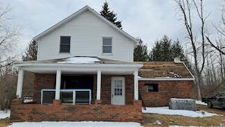 1828 Harrison Ave, Cheboygan, MI 49721