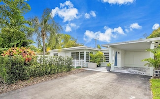 2135 NE 4th Way, Boca Raton, FL 33431