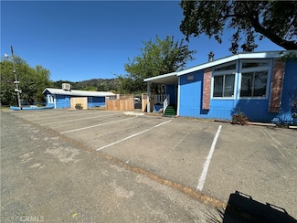 12700 Island Dr, Clearlake Oaks, CA 95423