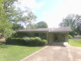 214 Mississippi Ave, Grenada, MS 38901