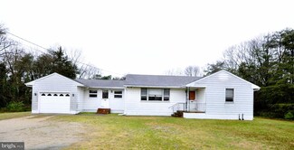 23 Behnke Ln, Berlin, NJ 08009