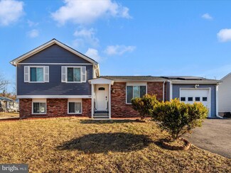 7609 Willow Hill Dr, Hyattsville, MD 20785