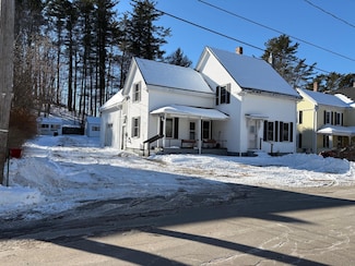 16 Bartlett St, Gardiner, ME 04345