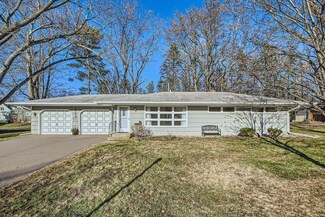 14912 Belvoir Dr, Minnetonka, MN 55345