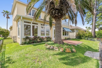 1124 Willowood Cir, Gulf Breeze, FL 32563