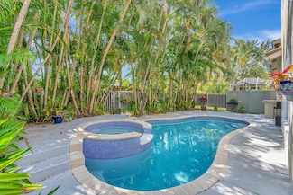 6788 Hendry Dr, Lake Worth, FL 33463