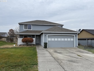 2464 Blue Jay St, Umatilla, OR 97882