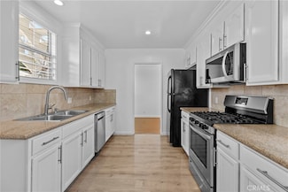 12753 Oxnard St, North Hollywood, CA 91606