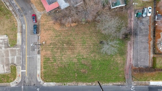 318 320 322 E Cherry St, Evansville, IN 47713