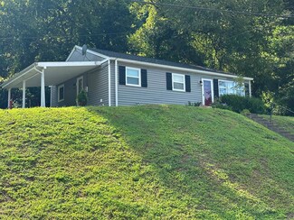 204 Dutey Dr, Ironton, OH 45638
