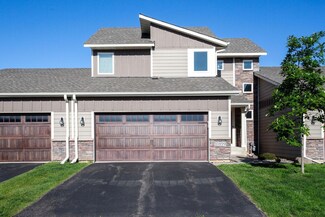 10899 Retreat Ln, Woodbury, MN 55129
