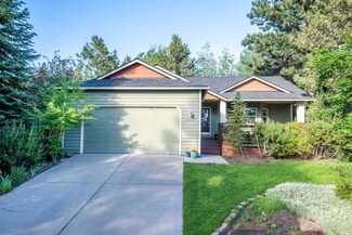 2638 NW Rainbow Ridge Dr, Bend, OR 97701