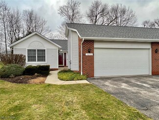 14733 Shannon Ct Unit 7B, Burton, OH 44021