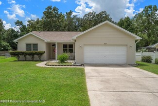 807 Laurelridge Ct, Brooksville, FL 34601